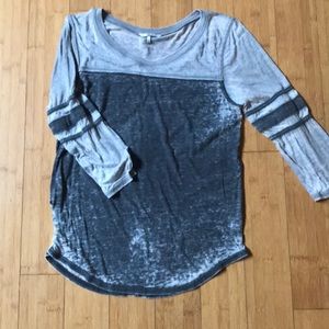 BKE Distressed baseball t-shirt